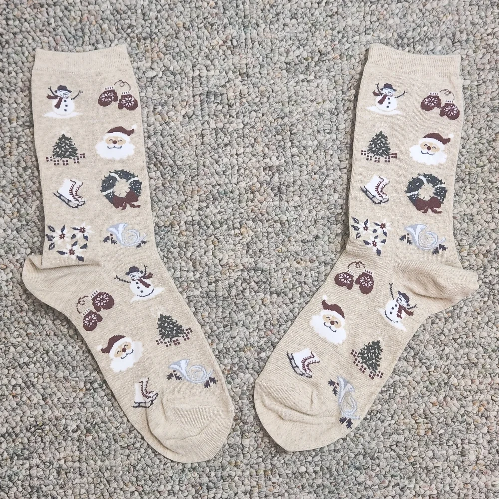 Bloomingdale's Set Of 5 Novelty Christmas Crew Socks